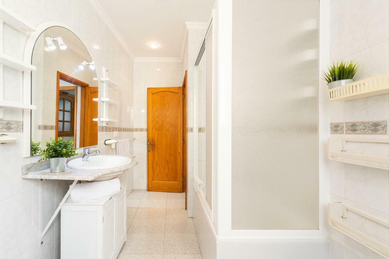 Next To The Beach 5 Beds - Wifi By Canariasgetaway Las Palmas de Gran Canaria Exterior photo